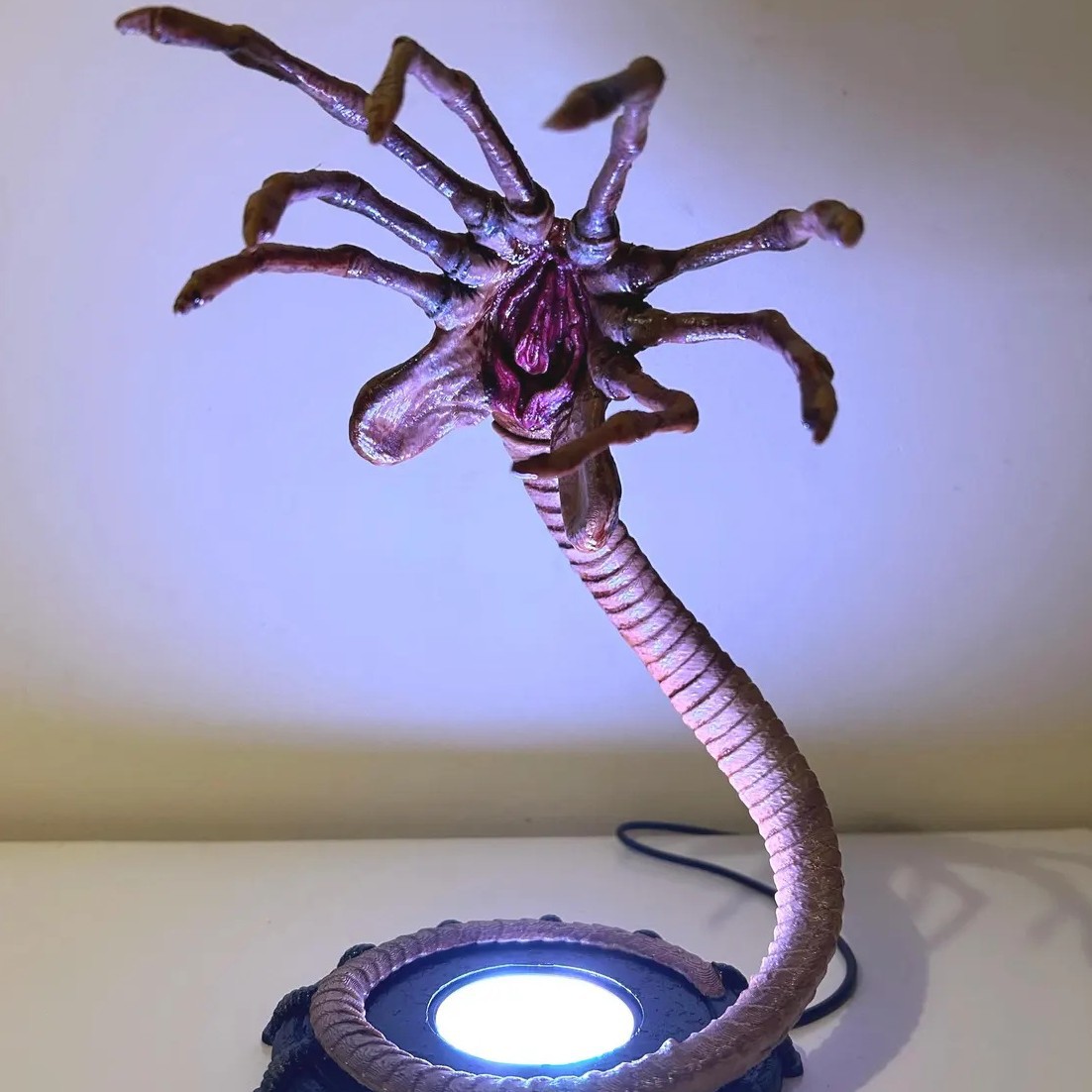 Alien Facehugger Lamp Nightlig - Pumpkin Lantern Halloween ulasan dan harga